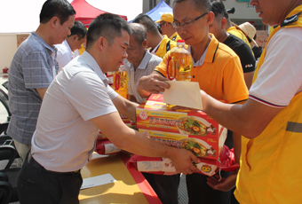 助力扶贫，情暖故乡 | bevictor伟德集团捐赠百万元物资